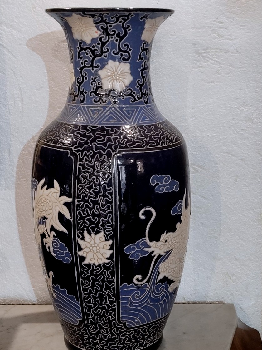 Ceramic Vase Decorated With A Dragon, Cobalt Blue Background-photo-3