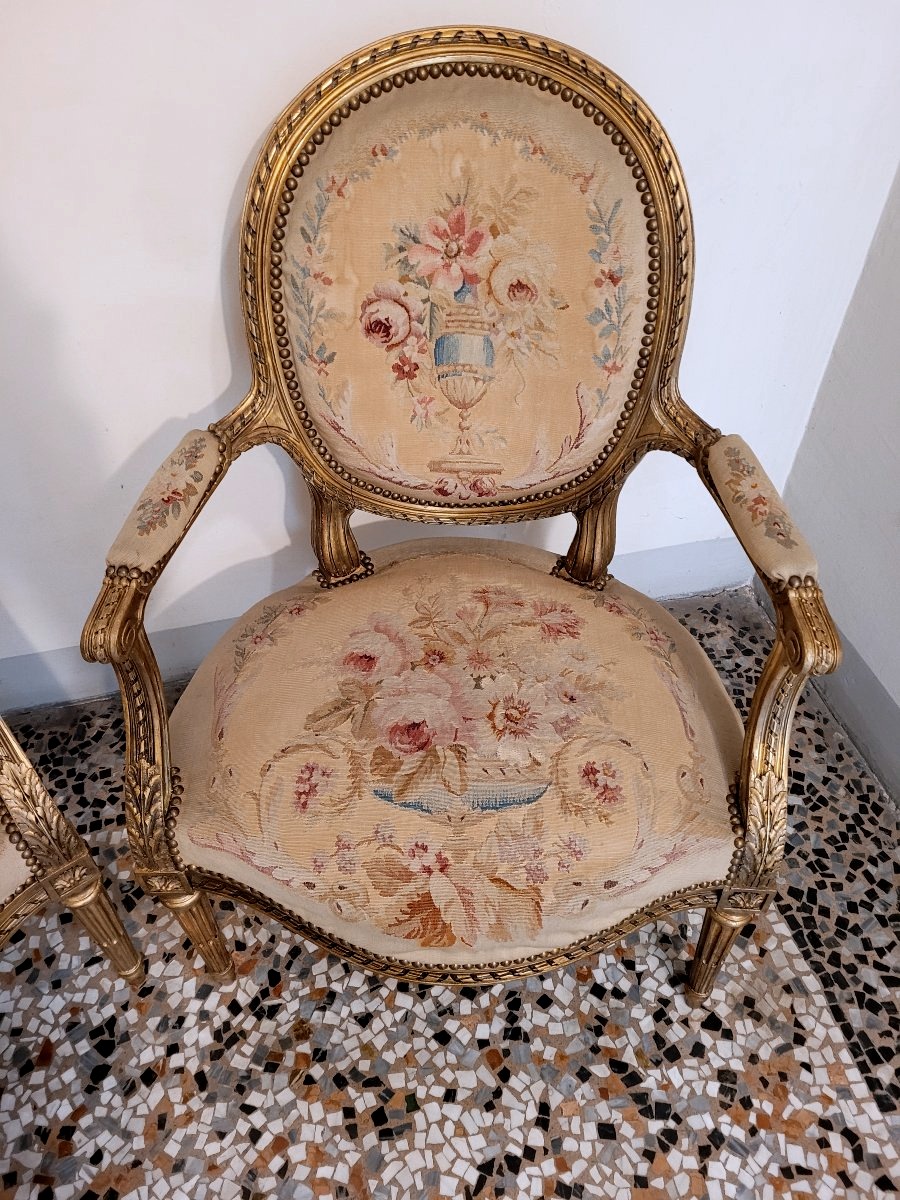 Two Gilded Louis XVI-style Armchairs-photo-2