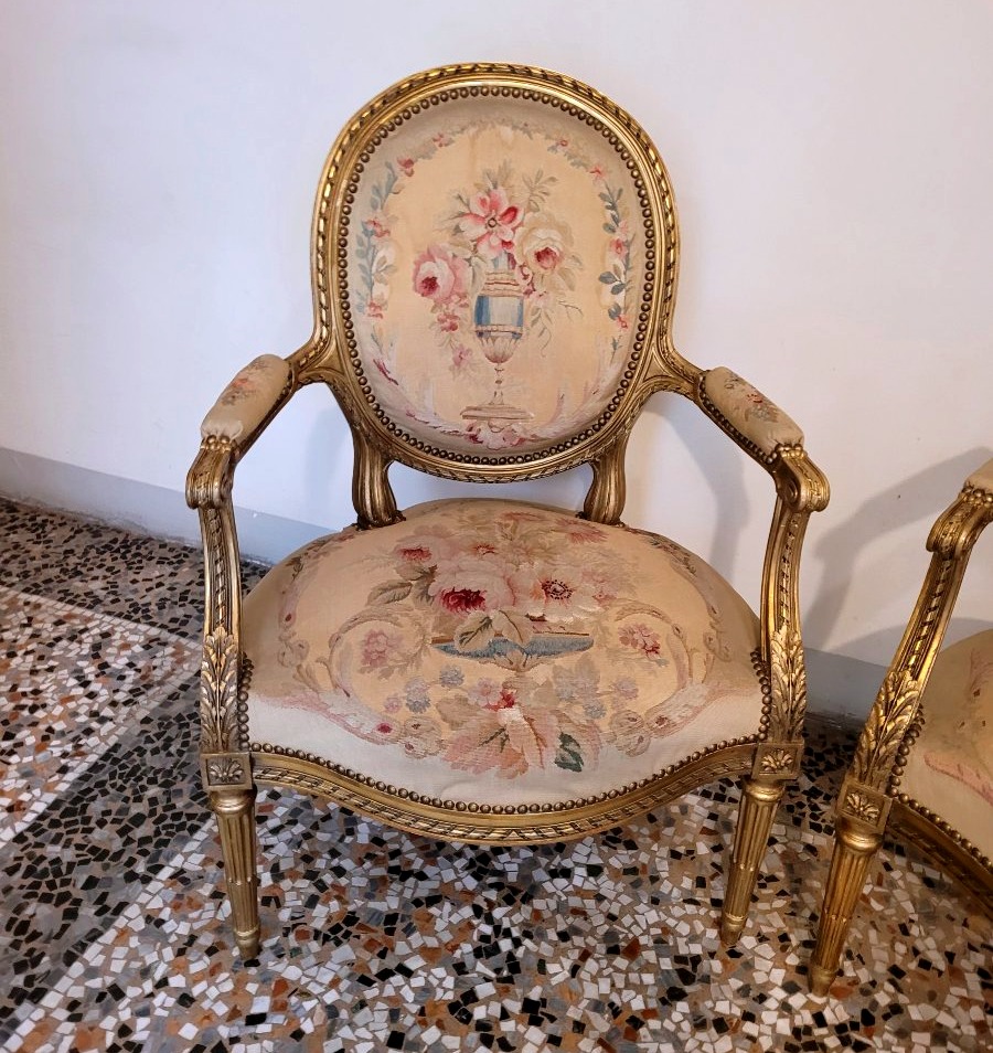 Two Gilded Louis XVI-style Armchairs-photo-3
