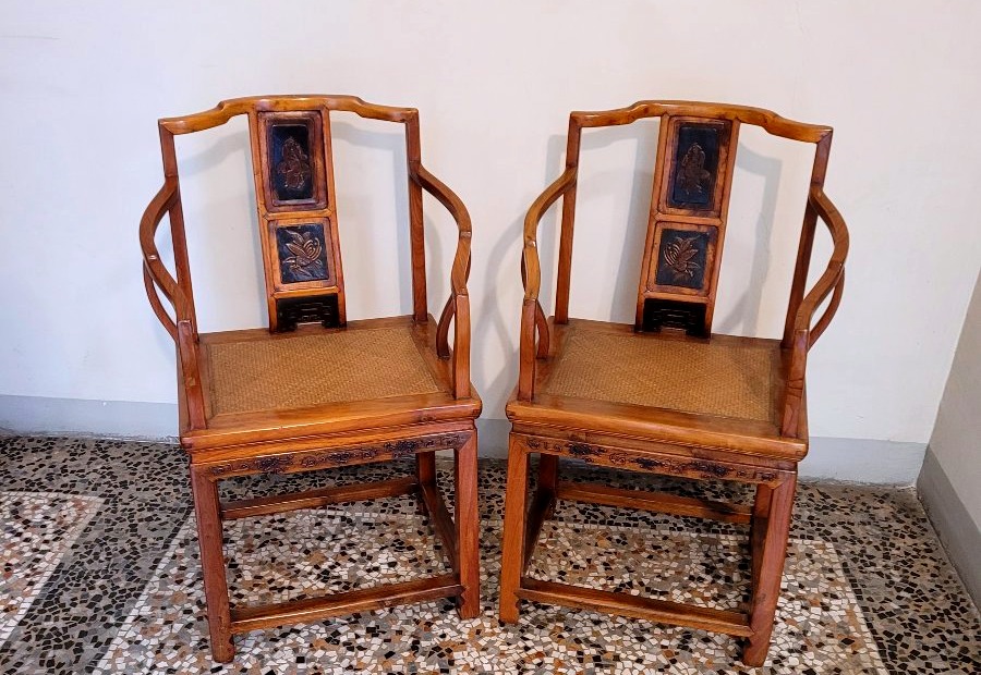 Paire de petits fauteuils chinois en bois – époque Qing, 1797-1820-photo-5