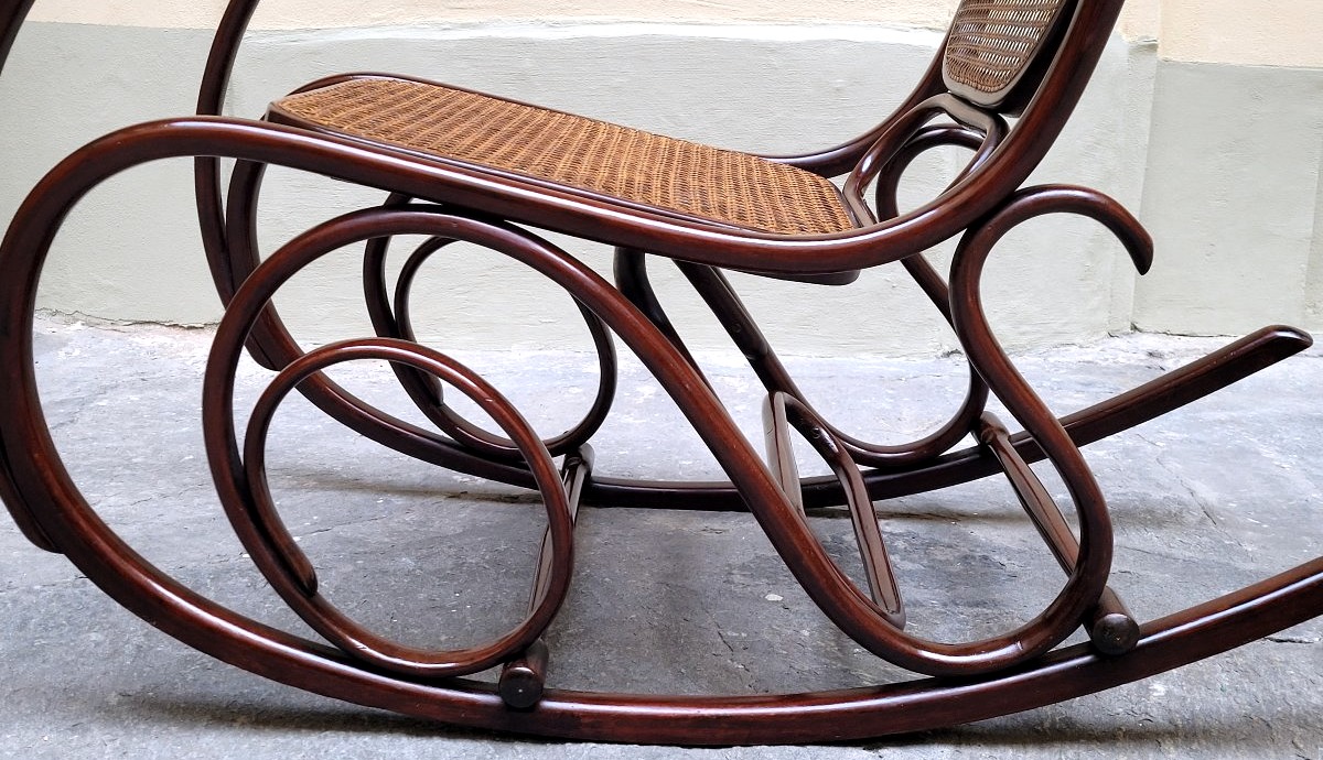Antique Thonet Rocking Chair No. 825 – Vienna, Late 19th Century-photo-6