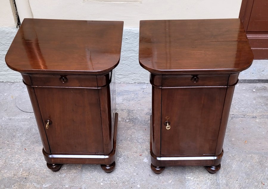 Two Antique Walnut Sideboards – Louis Philippe Style, Piedmont, 1830–1850-photo-4