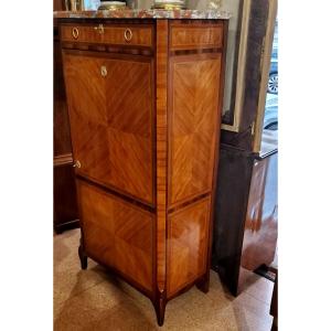 Commode Secrète Napoléon III, En Regardant Ce Meuble, On A l'Impression De Voir Un Secrétaire 