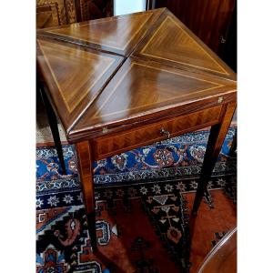 Table à jeux Louis XVI, fabrication française, 1860 (environ) en bois de rose, palissandre