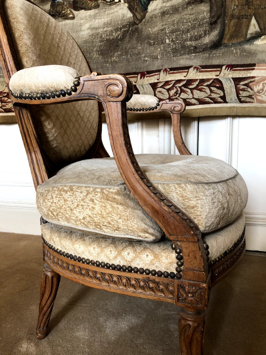 Pair Of Louis XVI Medallion Armchairs Stamped "l. C. Carpentier"-photo-3