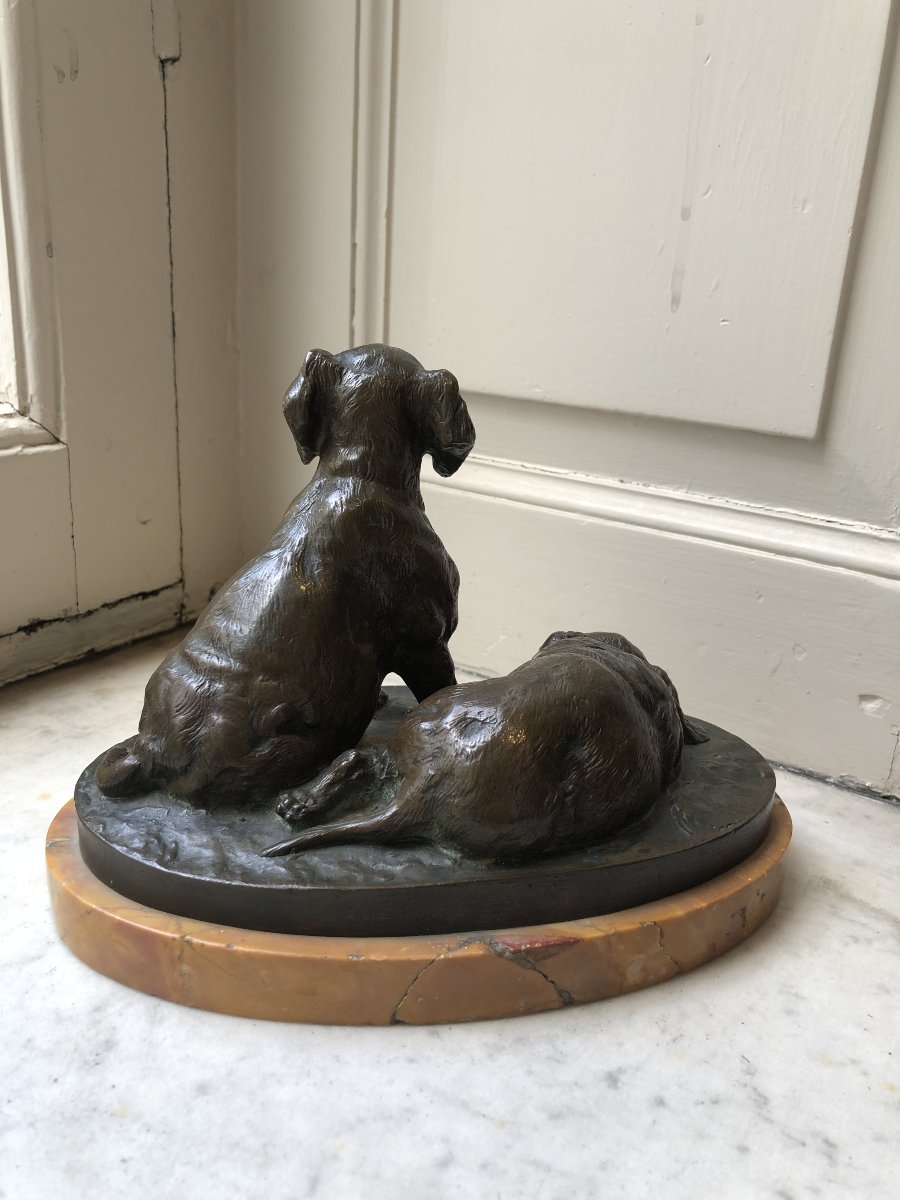 "at Six Weeks"—two Bronze Dogs On A Yellow Stone Pedestal—laurent Atthalin (1818–1893)-photo-4