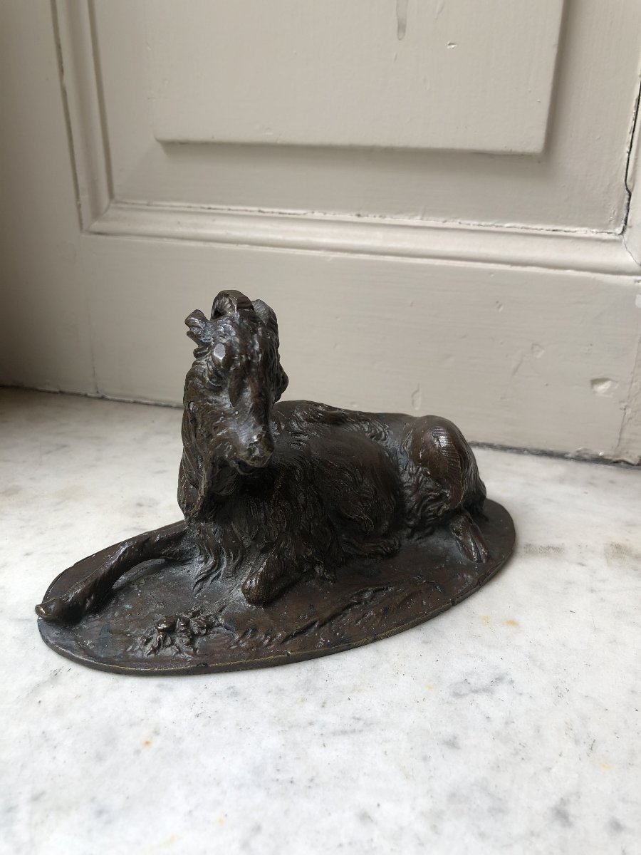 Petit bronze animalier d'un bouc couché