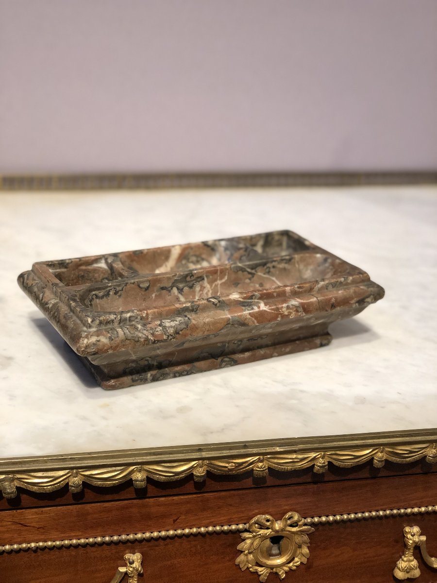 Louis XIV-style Red Marble Inkwell