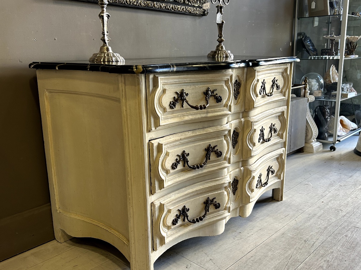 18th Century Crossbow-shaped Chest Of Drawers In Painted Wood.-photo-2