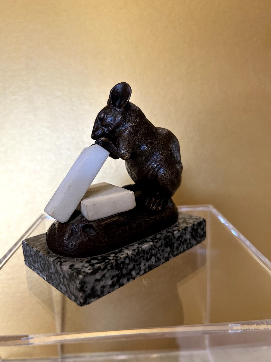 Bronze Sculpture Of A Mouse Nibbling On A Sugar Cube By Clovis Edmond Masson (1838–1913)-photo-3