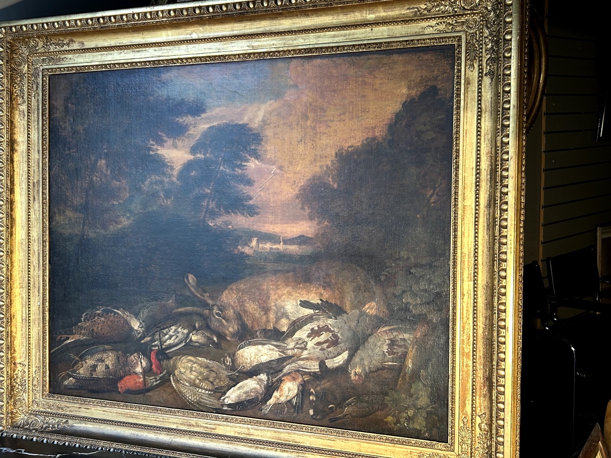 Grande Nature Morte aux Gibiers "Tableau de Chasse" dans un Paysage. Fin du XVIIème Siècle
