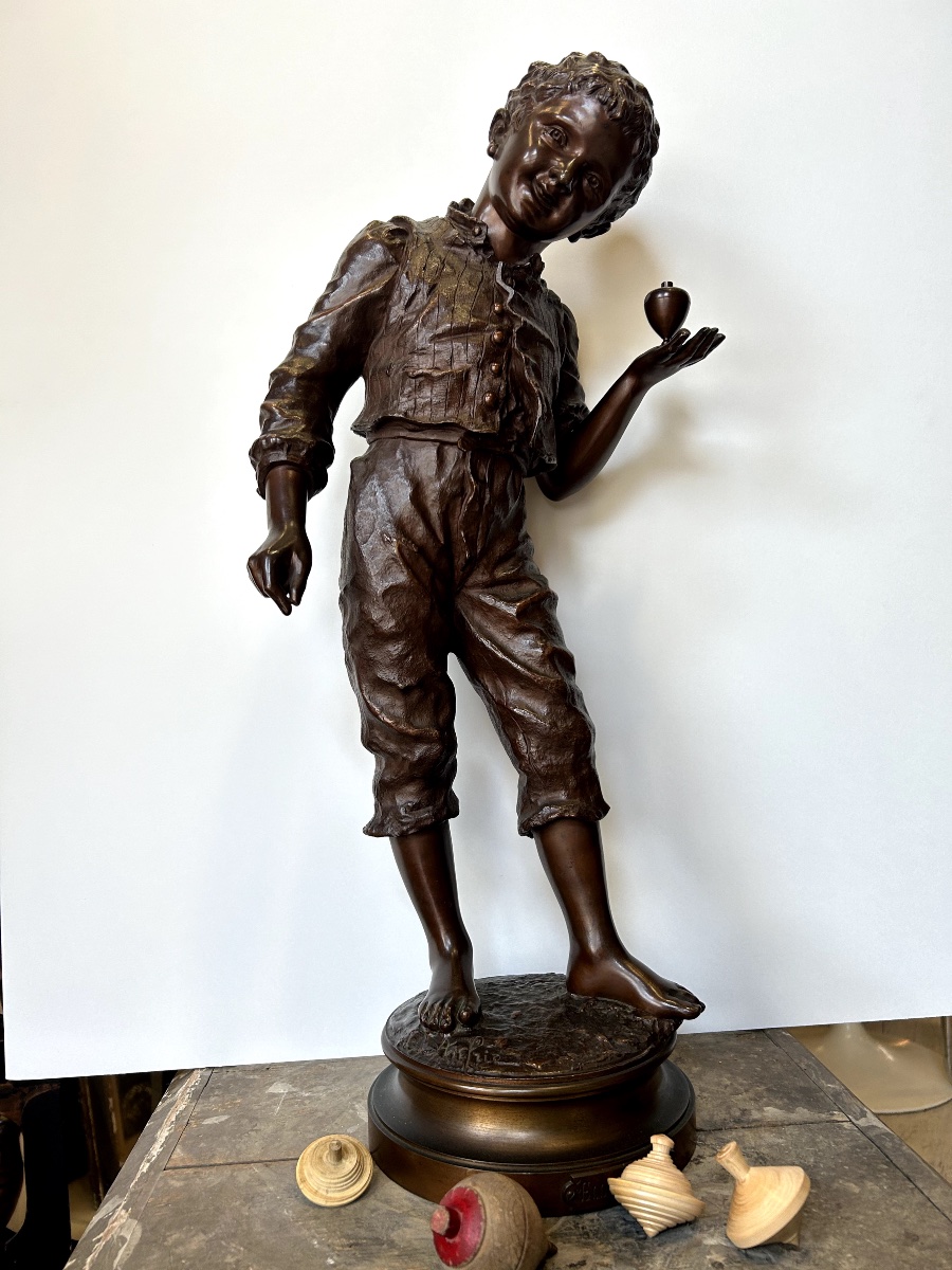 Bronze Statue Of A Boy Playing With A Spinning Top. Sculptor: Charles Anfrie (1833–1905)-photo-2