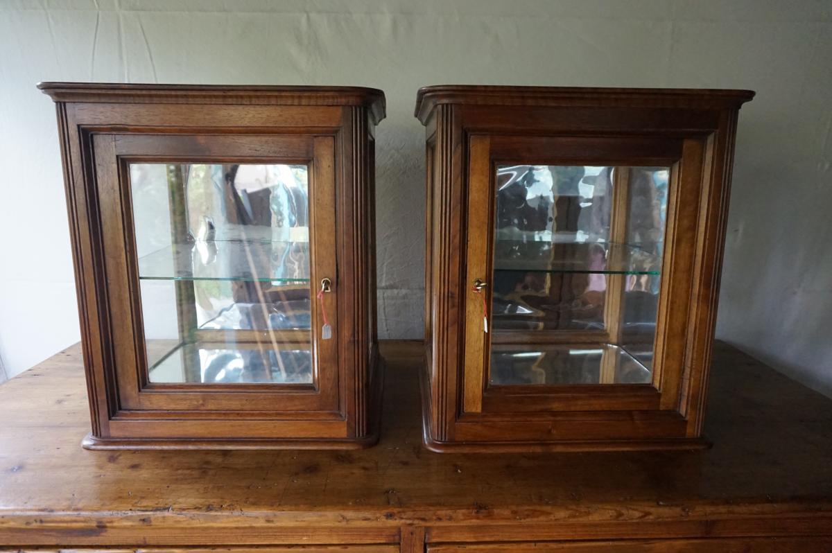 Paire De Vitrines De Présentation