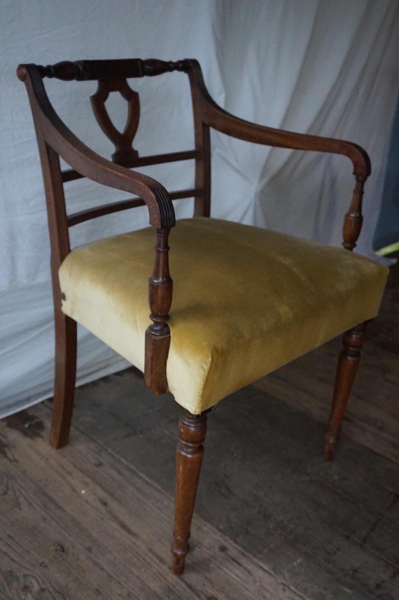 Suite Of 2 Chairs And 1 Armchair-photo-4