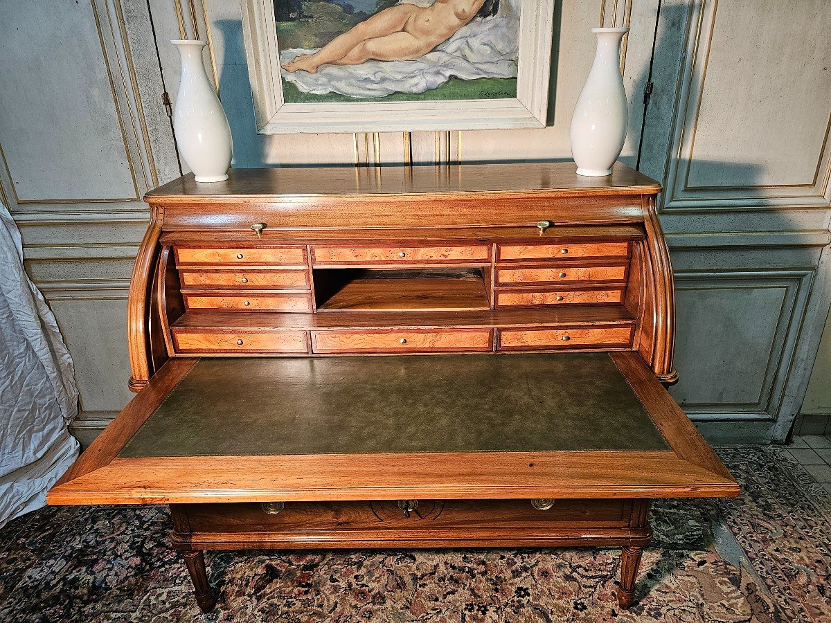 Louis XVI Blond Walnut Cylinder Desk-photo-3