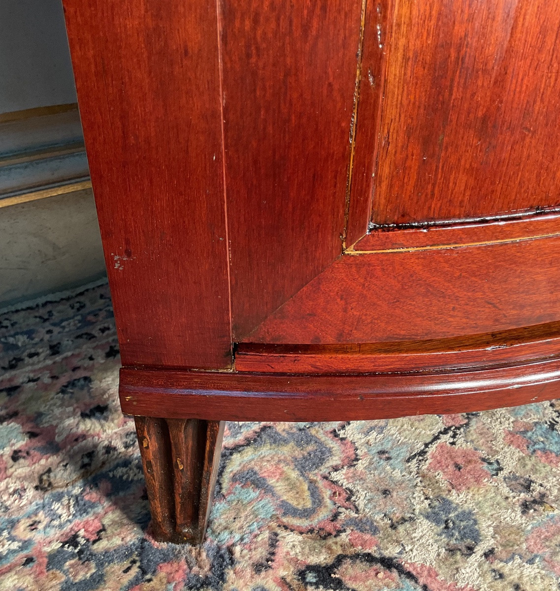Louis XVI Period 18th Century Mahogany 2-door Corner Cabinet, Port Work -photo-3