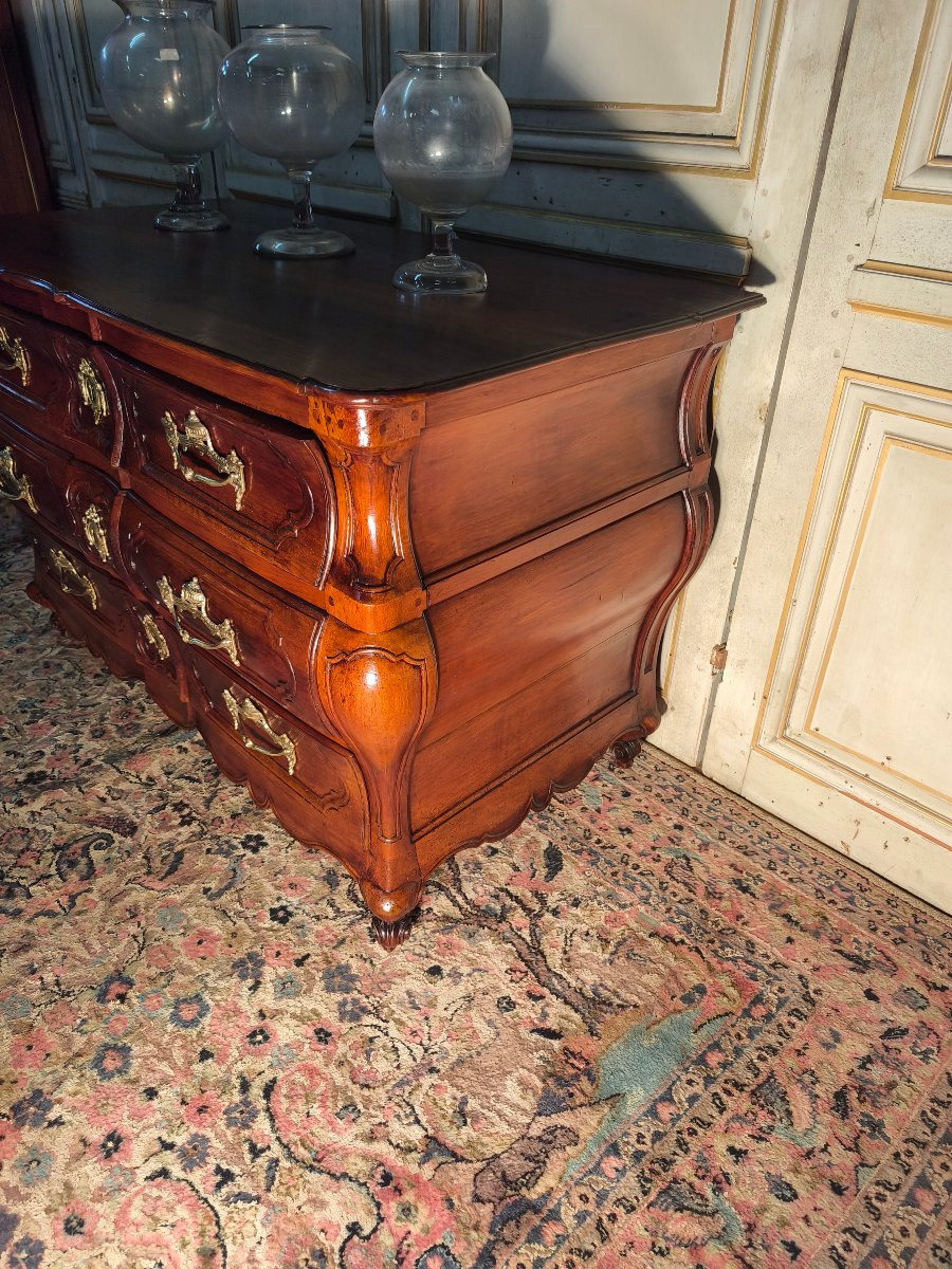 Commode bordelaise de forme tombeau et arbalète du 18 ème siècle -photo-3