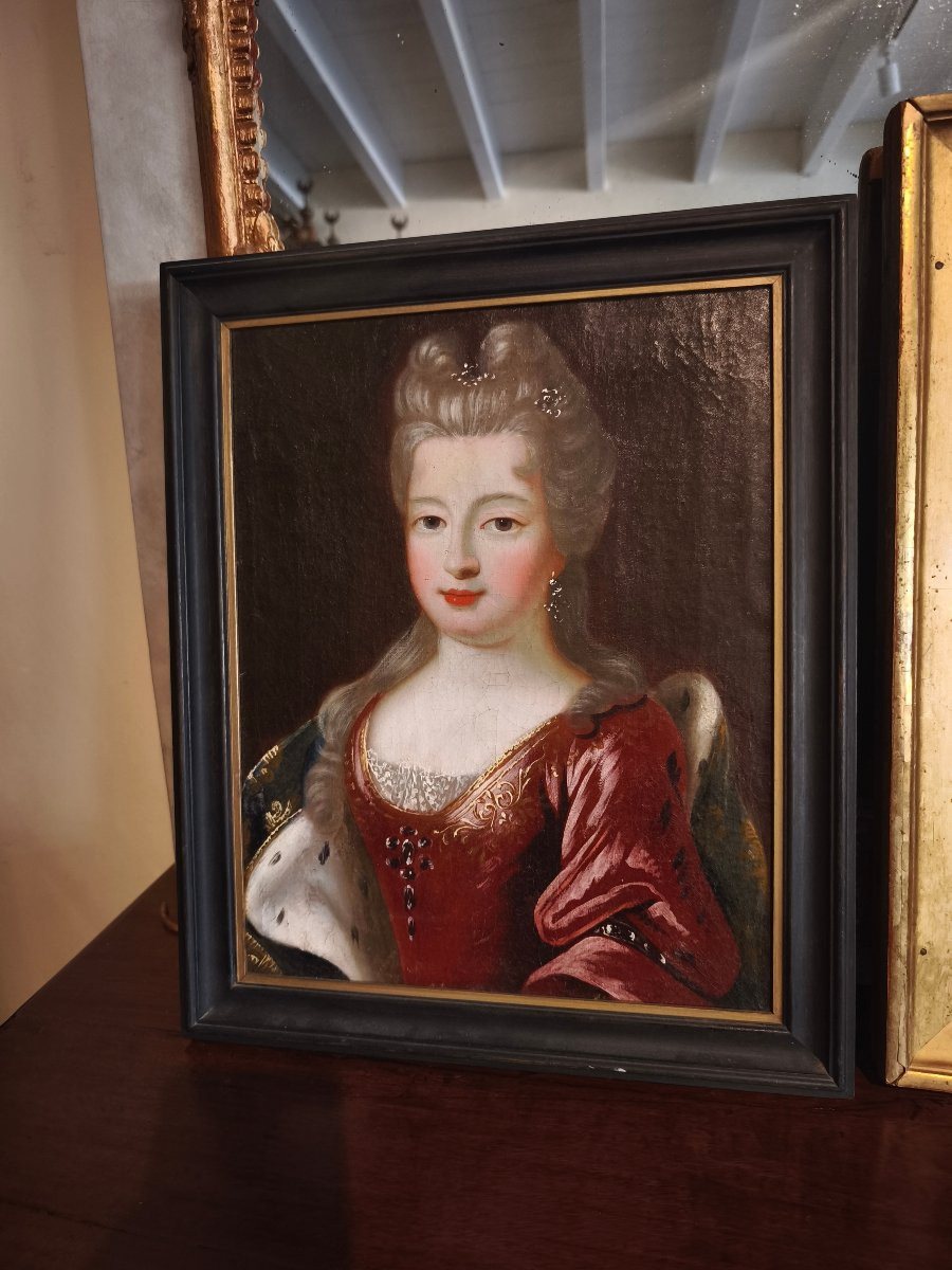 Pair Of Hst Portraits Of The Daughters Of Louis XIV, Late 17th Century -photo-2