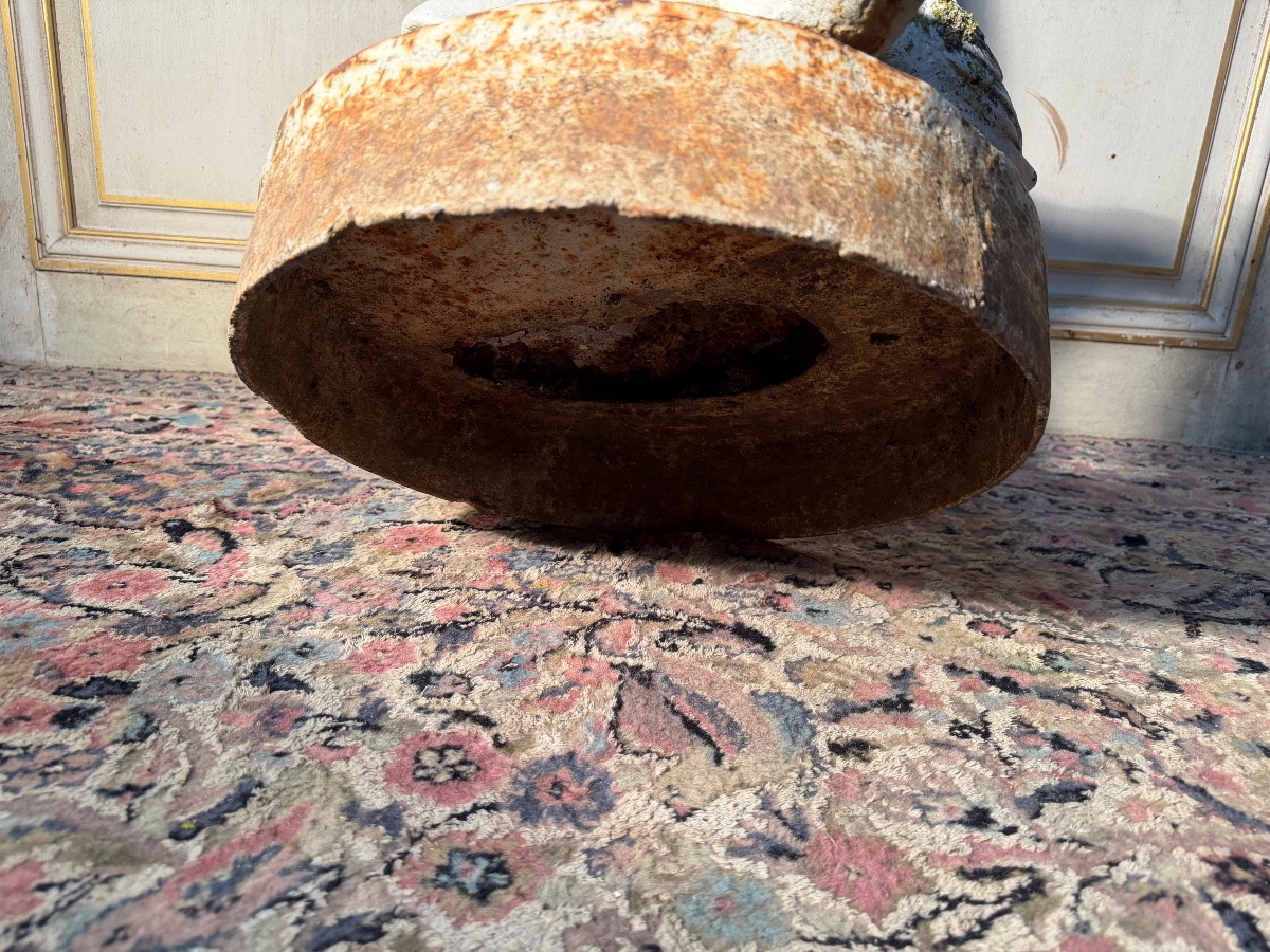 Late 19th Century Cast Iron Garden Statue -photo-4