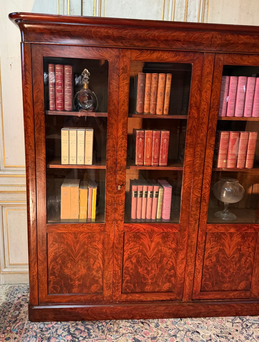 Grande bibliothèque en acajou flammée d époque Louis-Philippe 19 eme siècle -photo-4