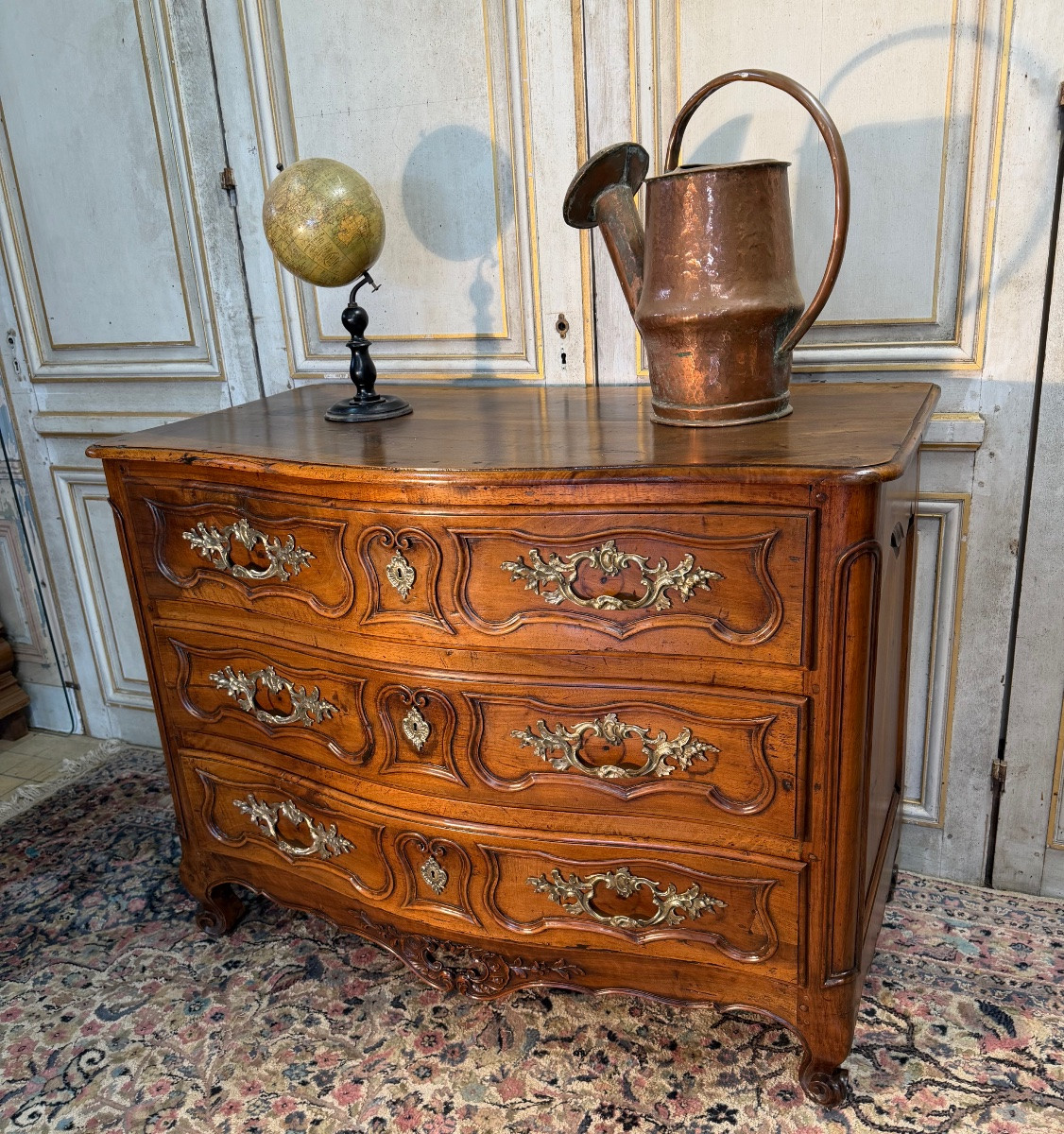 Commode provençale en noyer du 18 eme siècle -photo-2