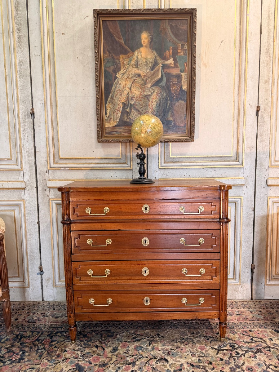 Small Louis XVI Period Walnut Chest Of Drawers, 18th Century -photo-2