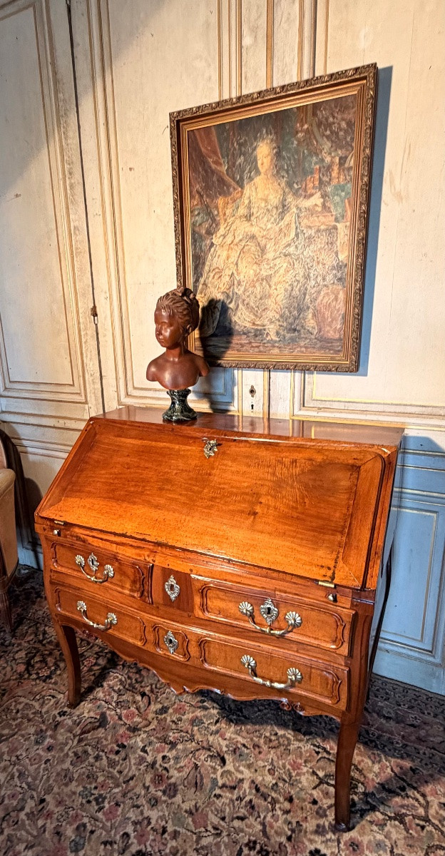 Louis XV Curved Slant-front Desk In Walnut, 18th Century -photo-4