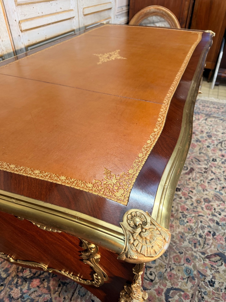 Large Louis XV-style Chairman's Desk-photo-2