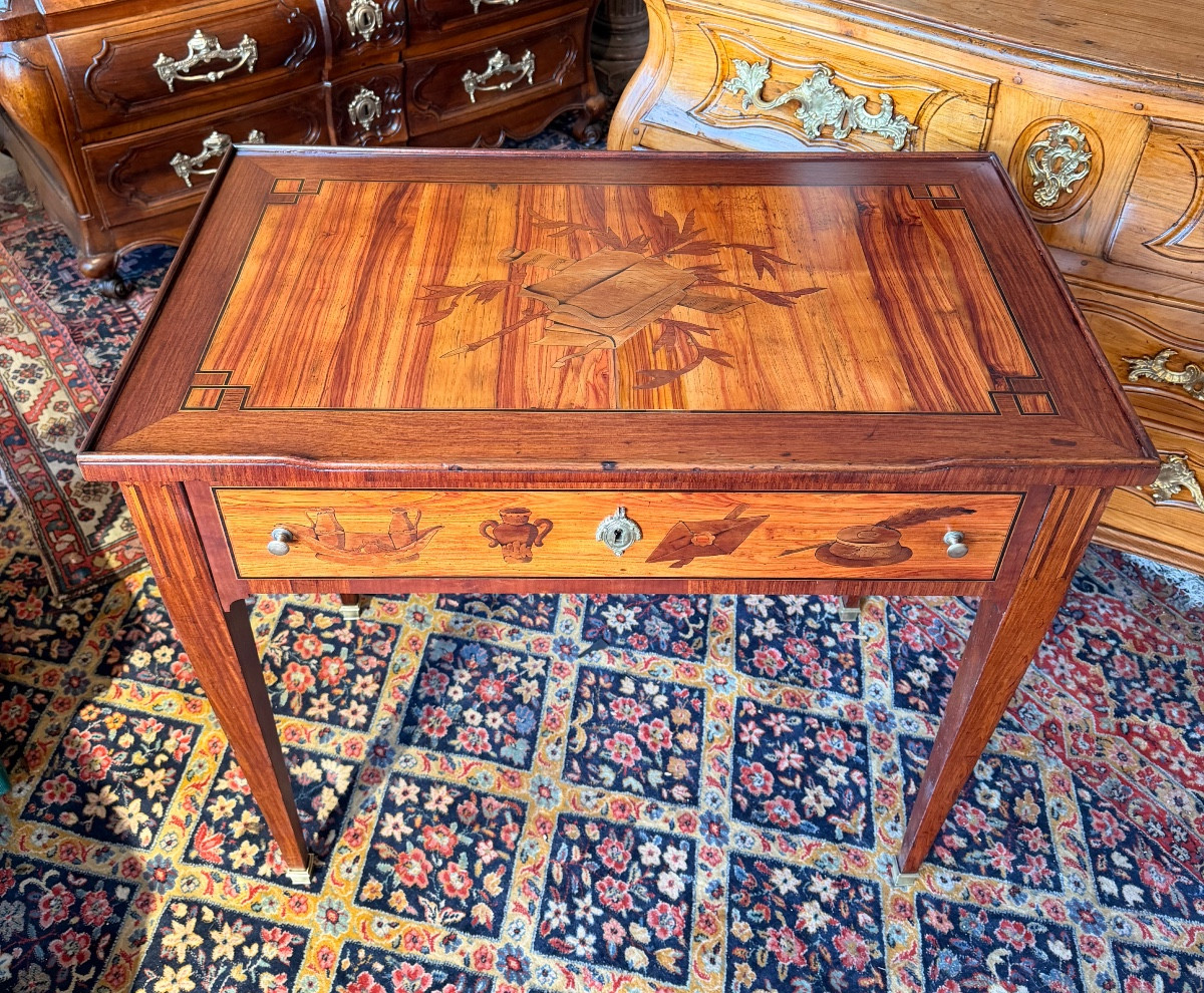 Lady's Table In Marquetry In The Topino Style 19th Century
