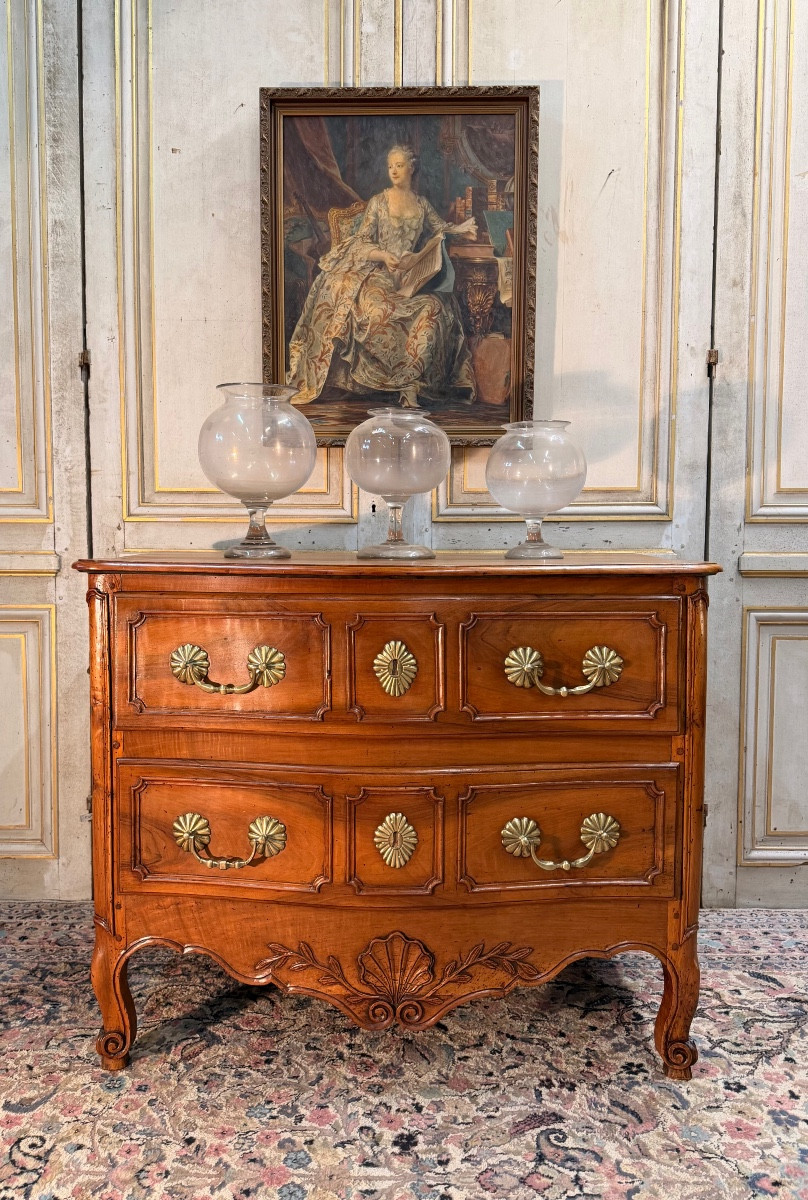 18th Century Louis XV Chest Of Drawers