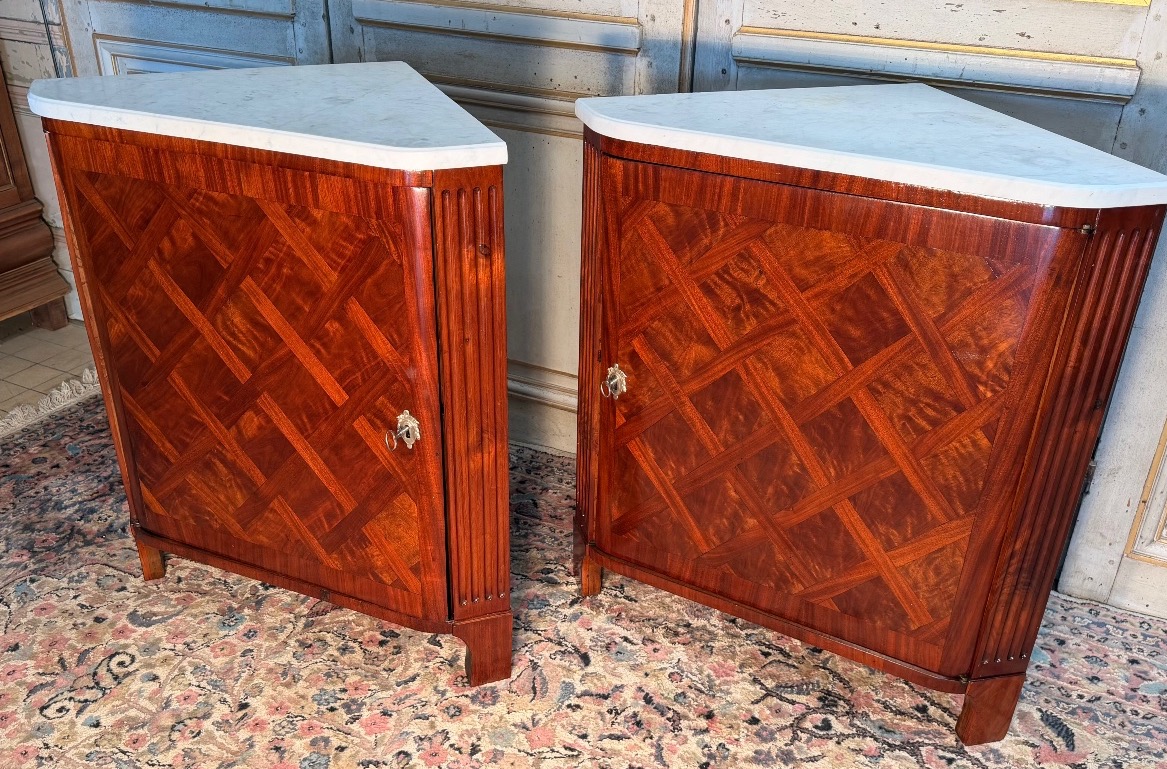 Pair Of 18th-century Louis XVI-style Corner Cabinets 
