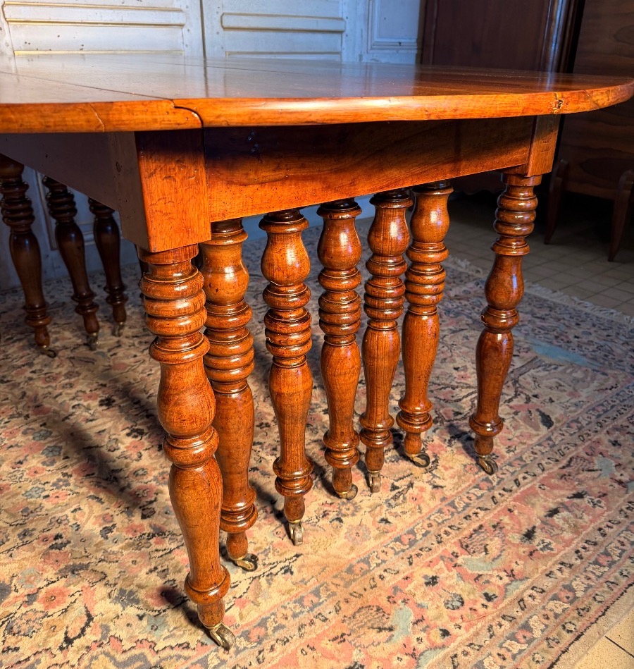 Table de salle à manger à  14 pieds en noyer 19 eme siècle -photo-4