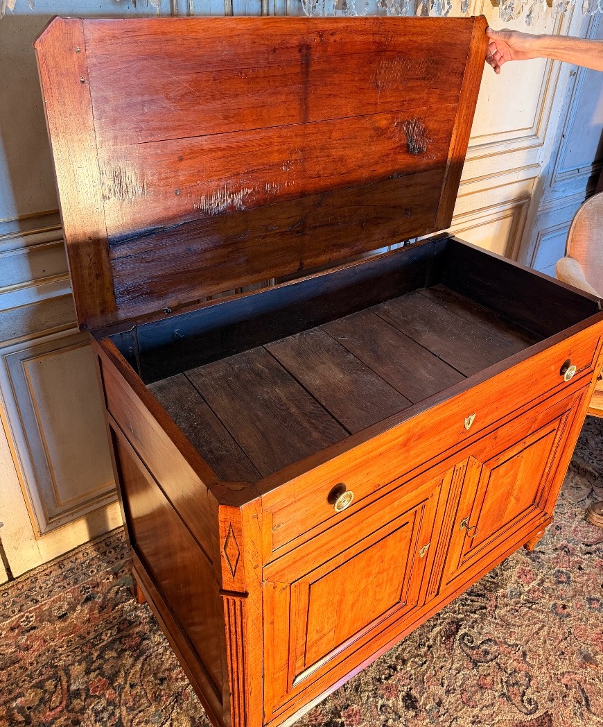 18th-century Louis XVI-style Sideboard In Cherry Wood -photo-1