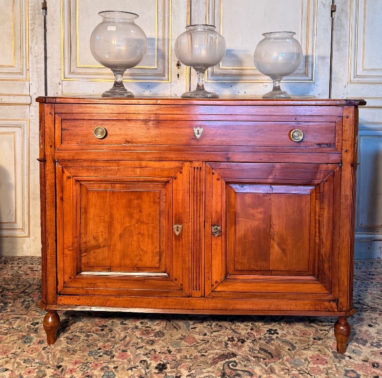 18th-century Louis XVI-style Sideboard In Cherry Wood 