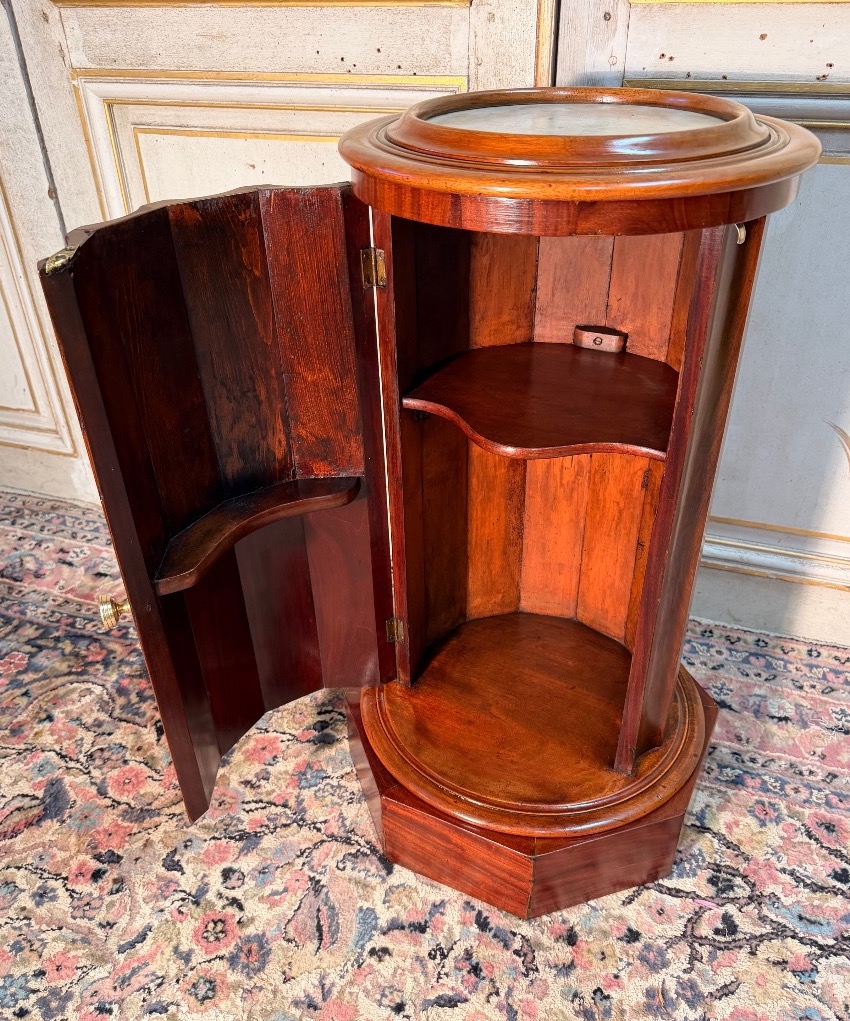 19th-century Mahogany Nightstand -photo-4