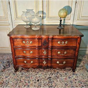 Commode louis xv 18 ème En Noyer Galbée 