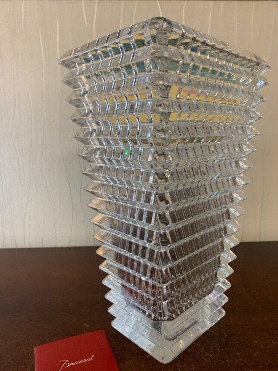 Baccarat Clear Eye Vase-photo-3