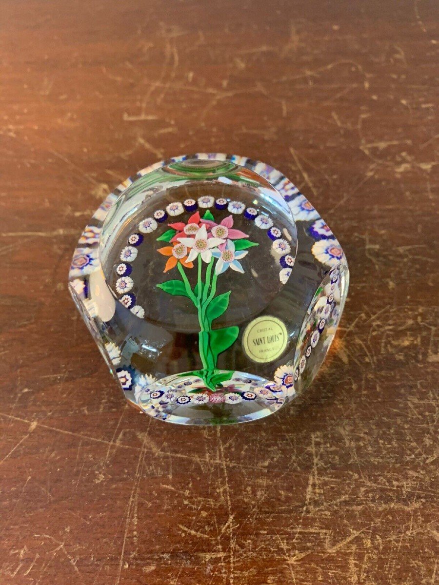 Saint Louis Paperweight