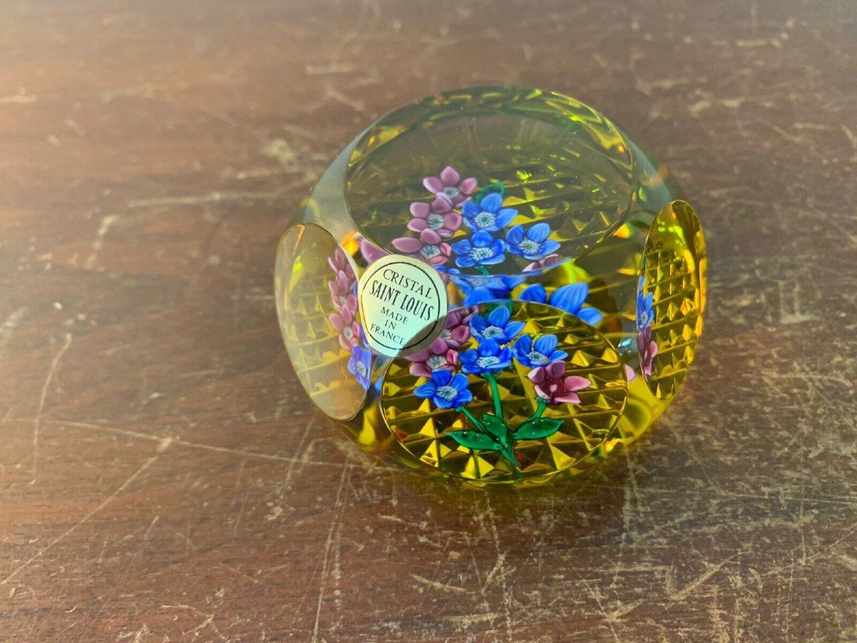 Saint Louis Paperweight Ball