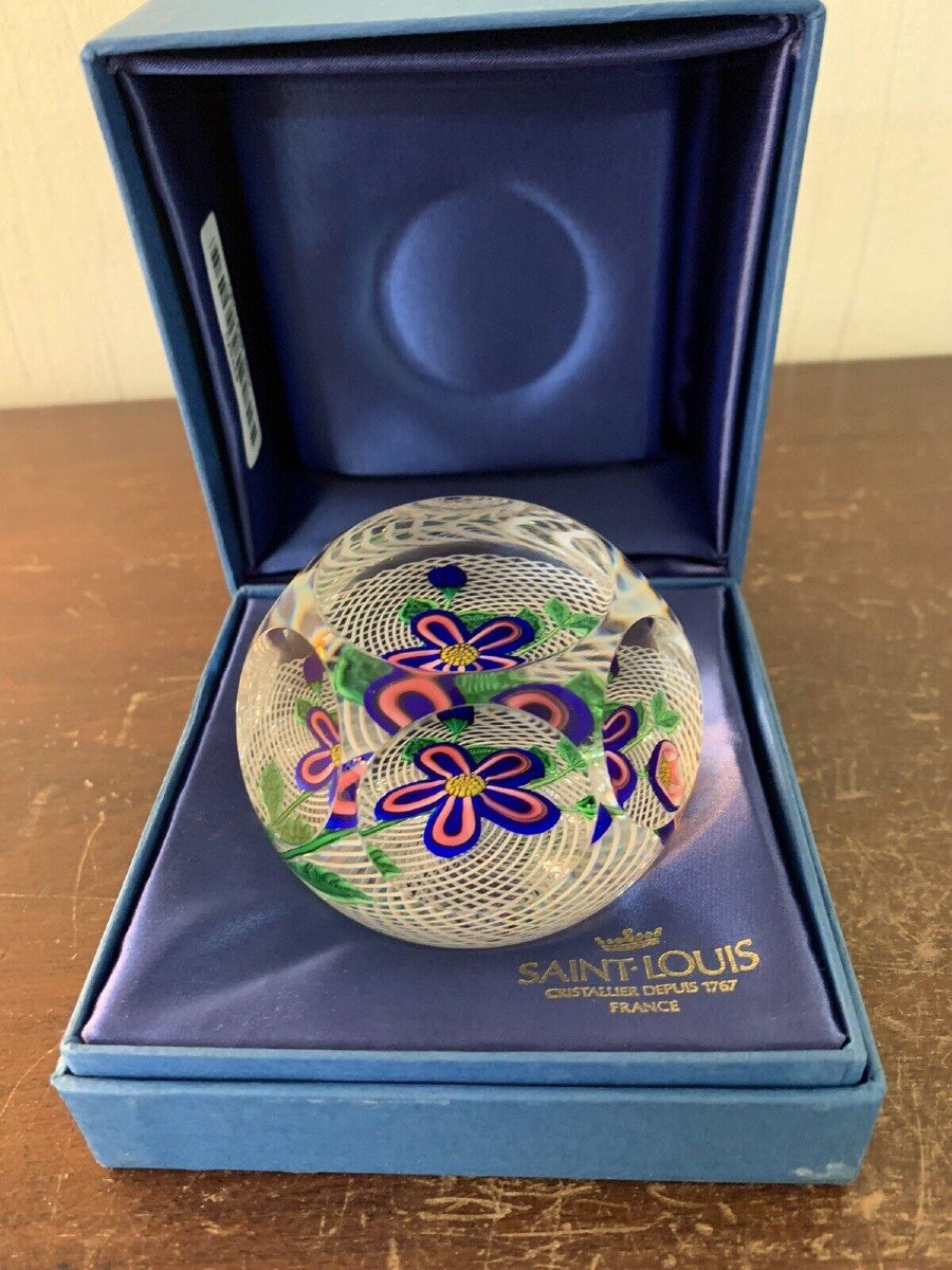 Saint Louis Paperweight Ball-photo-4