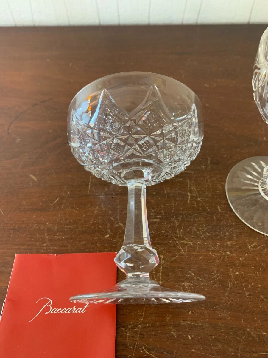 coupes à champagne modèle Colbert cristal de Baccarat (prix à la pièce)