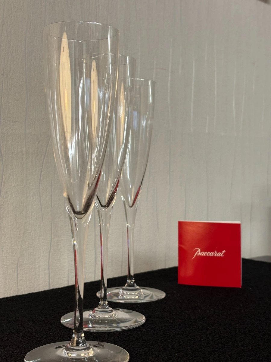 6 FLUTES A CHAMPAGNE modèle DOM PERIGNON en CRISTAL DE BACCARAT (prix des 6 Flutes)-photo-2