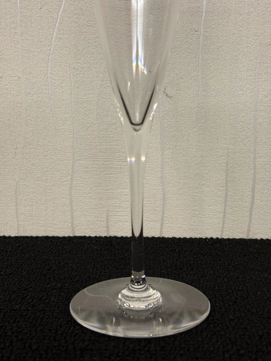 6 FLUTES A CHAMPAGNE modèle DOM PERIGNON en CRISTAL DE BACCARAT (prix des 6 Flutes)-photo-1