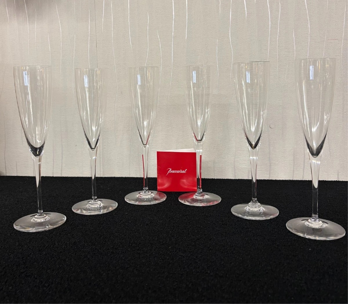 6 FLUTES A CHAMPAGNE modèle DOM PERIGNON en CRISTAL DE BACCARAT (prix des 6 Flutes)