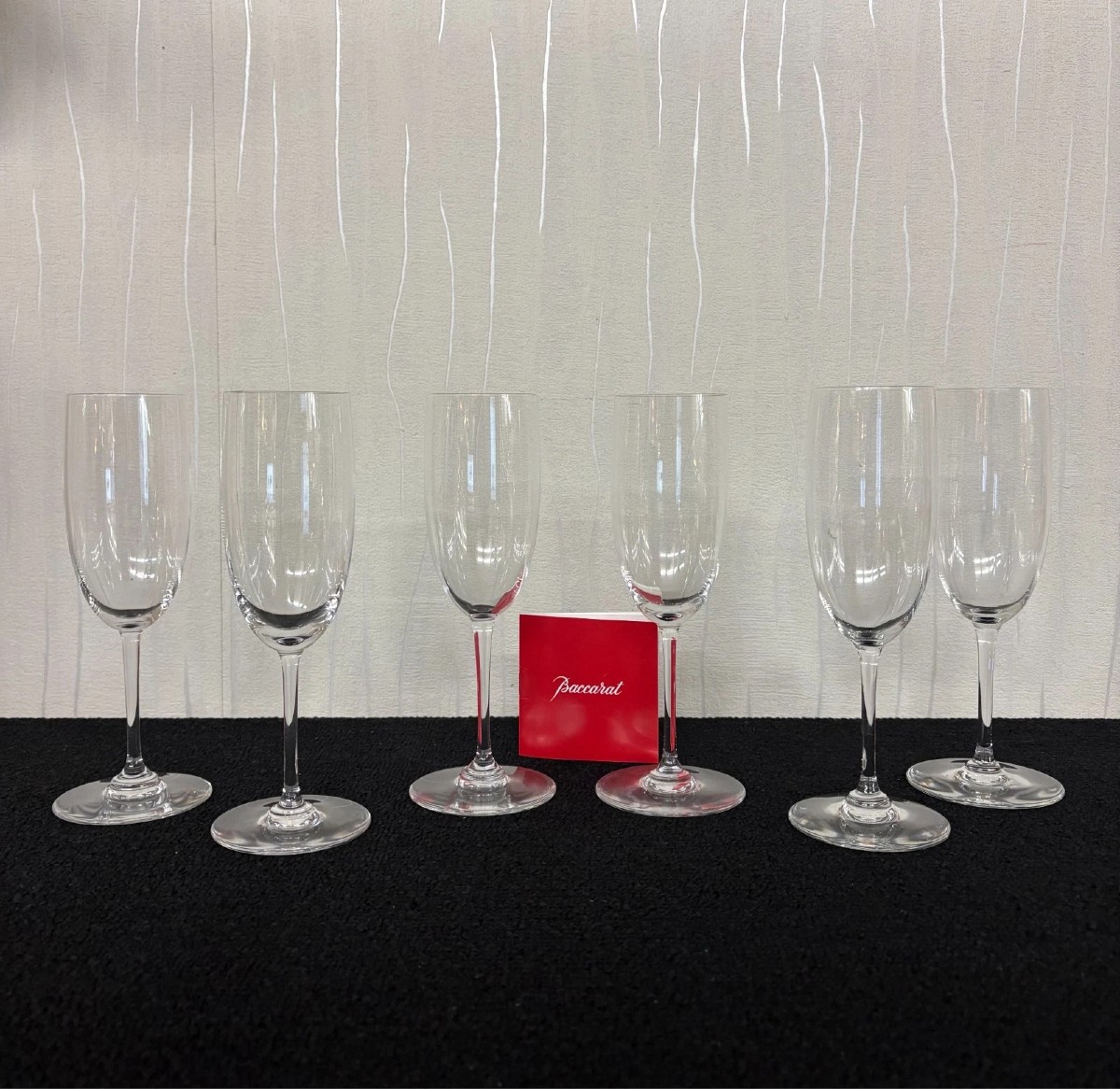 6 FLUTES A CHAMPAGNE  modèle PERFECTION  en CRISTAL DE BACCARAT