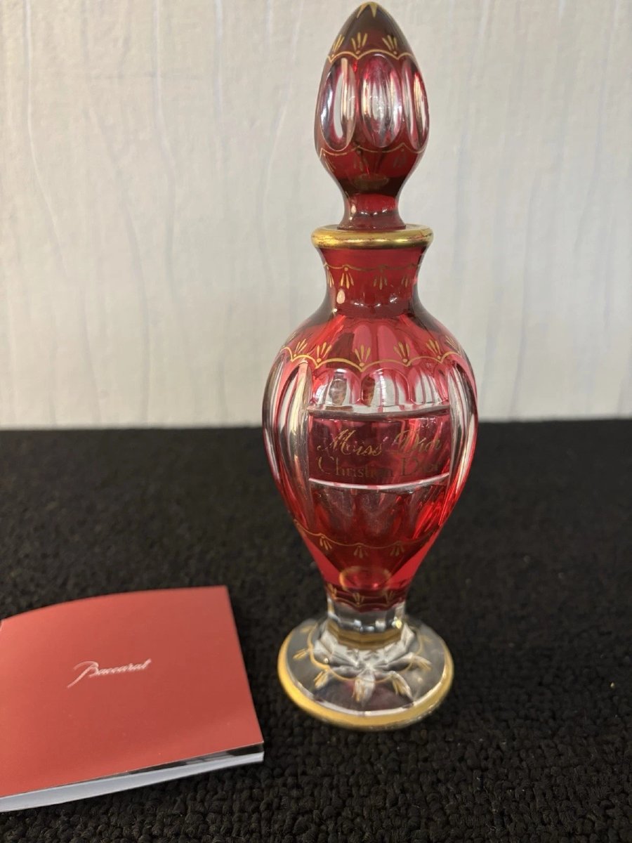 FLACON A PARFUM modèle  DIORAMA  en CRISTAL DE BACCARAT-photo-3