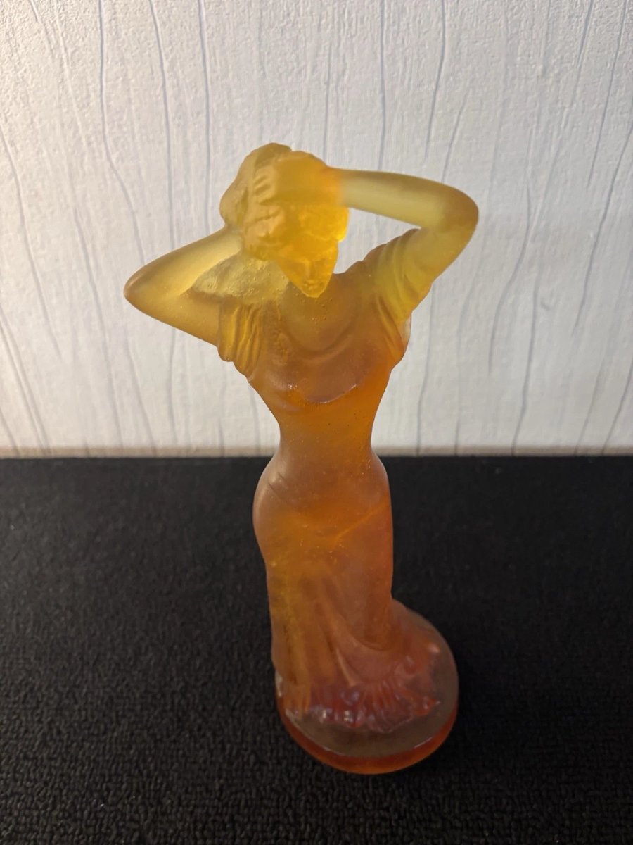 Femme se coiffant en cristal Daum -photo-2