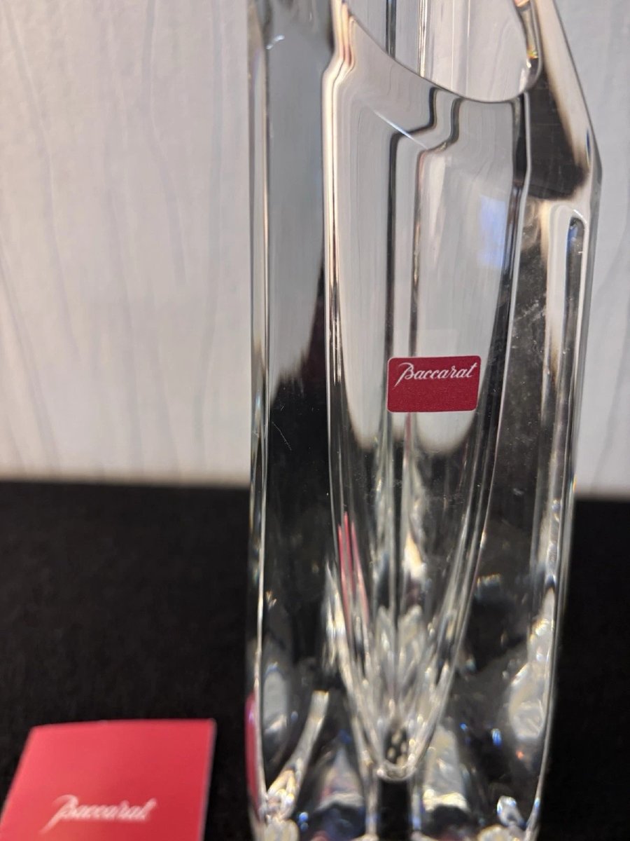 Baccarat Crystal Beveled Soliflore Vase-photo-4
