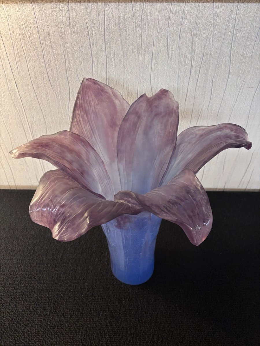 Grand vase modèle Amaryllis violet bleuté en cristal Daum France-photo-2