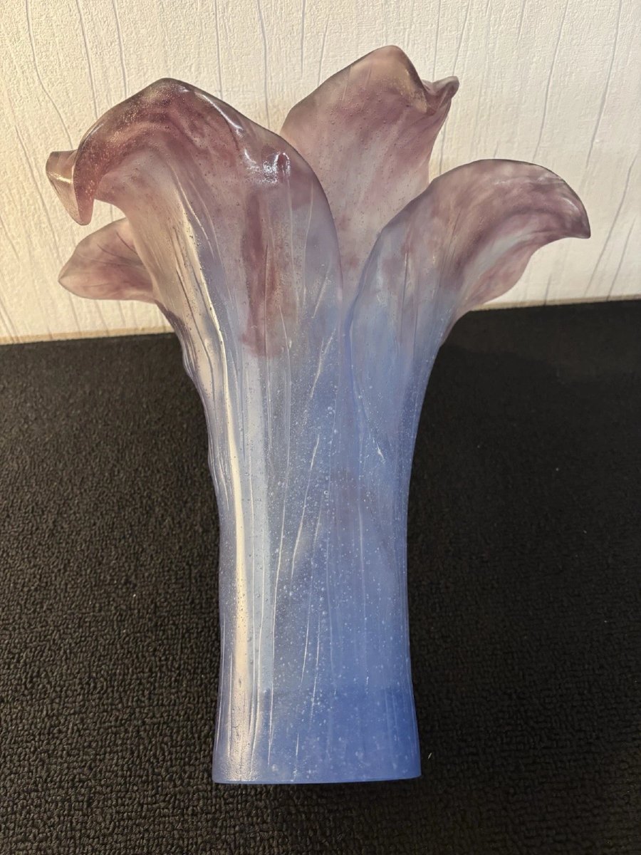Grand vase modèle Amaryllis violet bleuté en cristal Daum France-photo-4